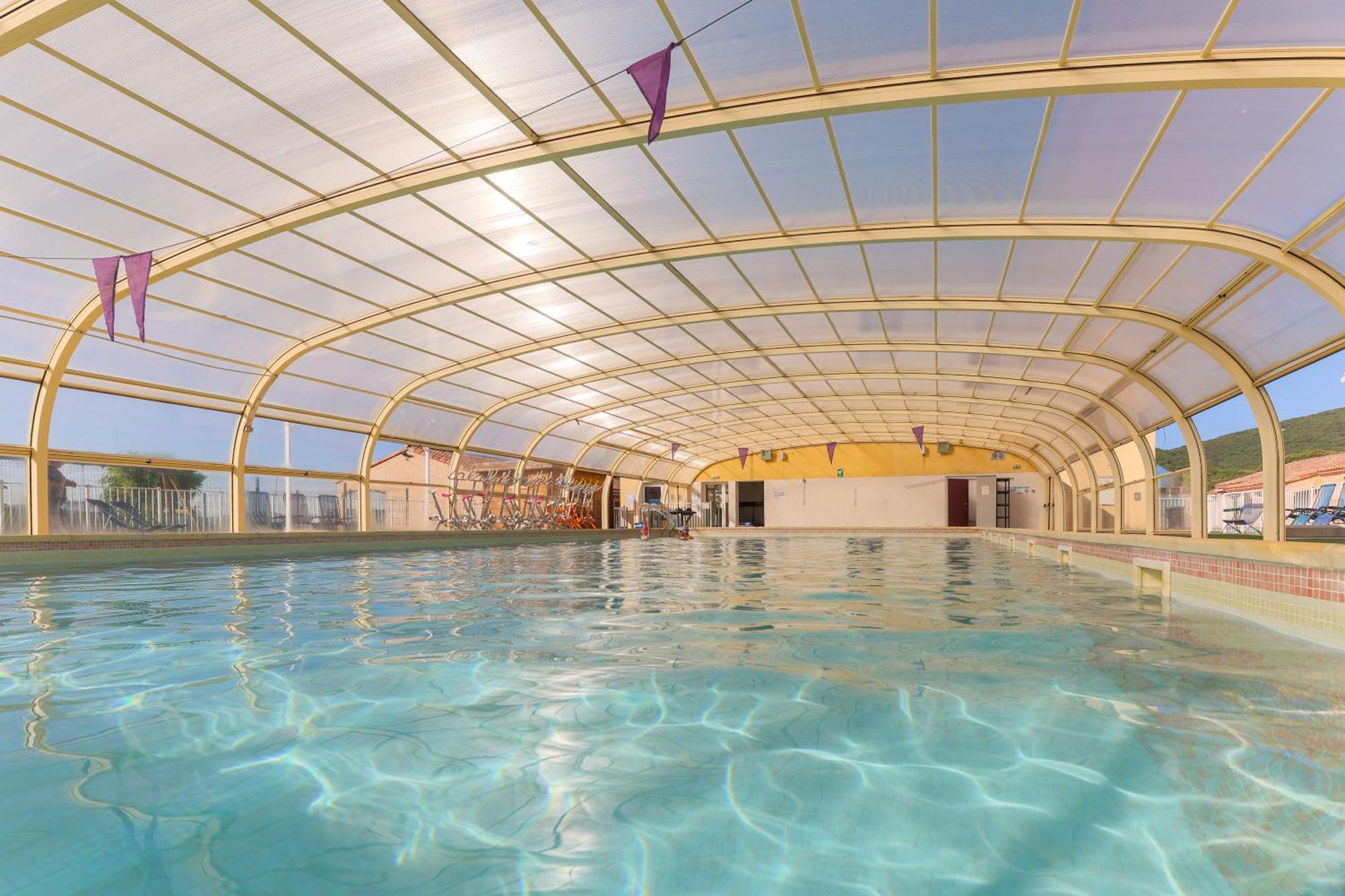 Park & Suites Village Gorges De L'Herault-Cevennes Brissac Bagian luar foto